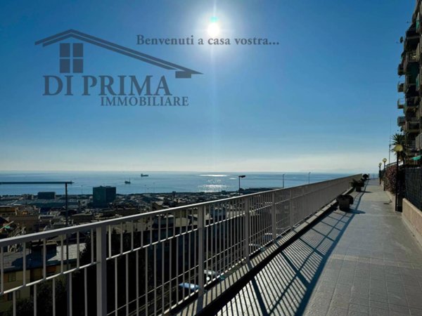 appartamento in vendita a Genova in zona Palmaro / Pra'