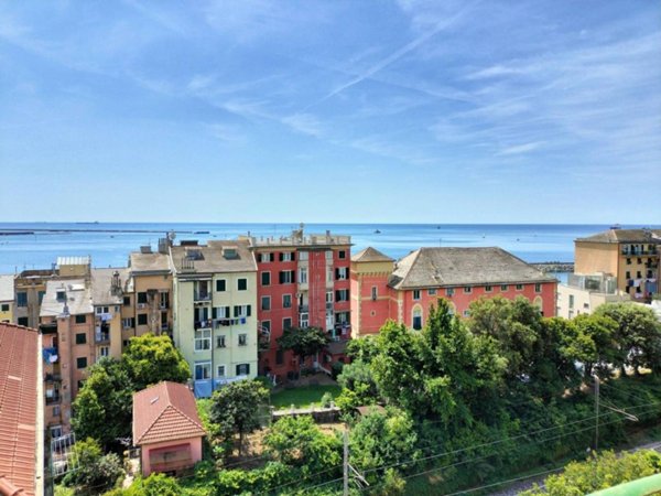 appartamento in vendita a Genova in zona Pegli