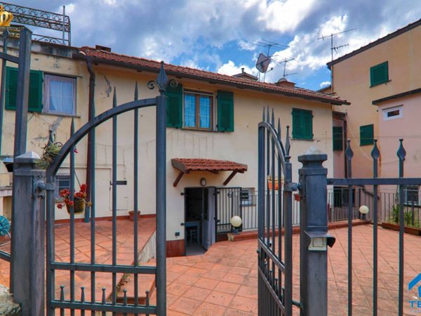 appartamento in vendita a Genova in zona San Gottardo/Sant'Eusebio