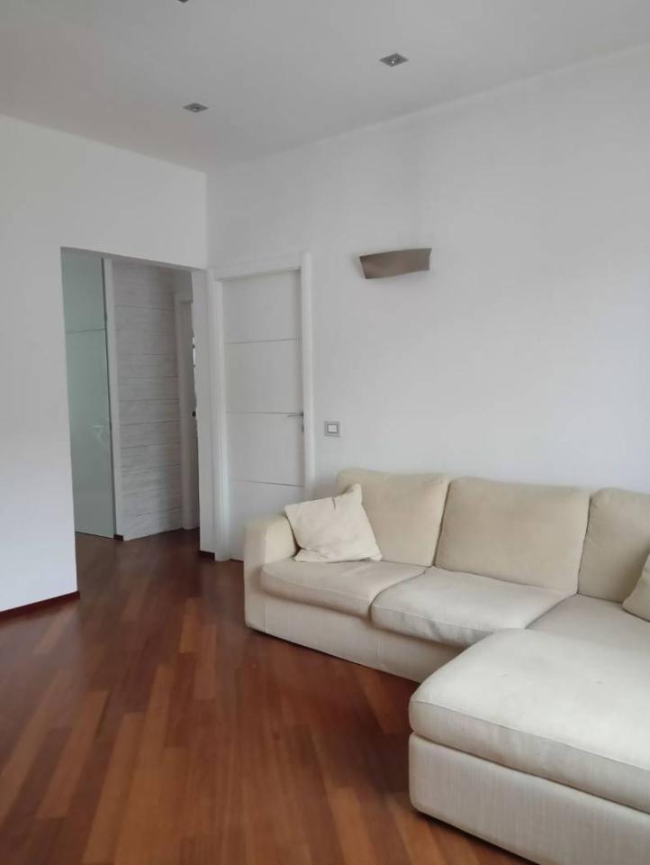 appartamento in vendita a Genova in zona Staglieno