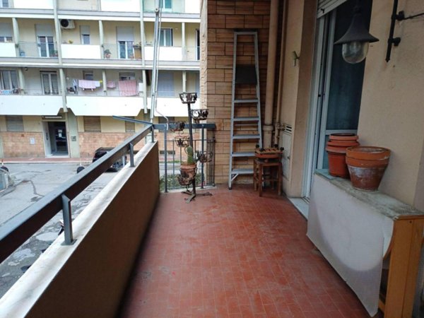 appartamento in vendita a Genova in zona Molassana