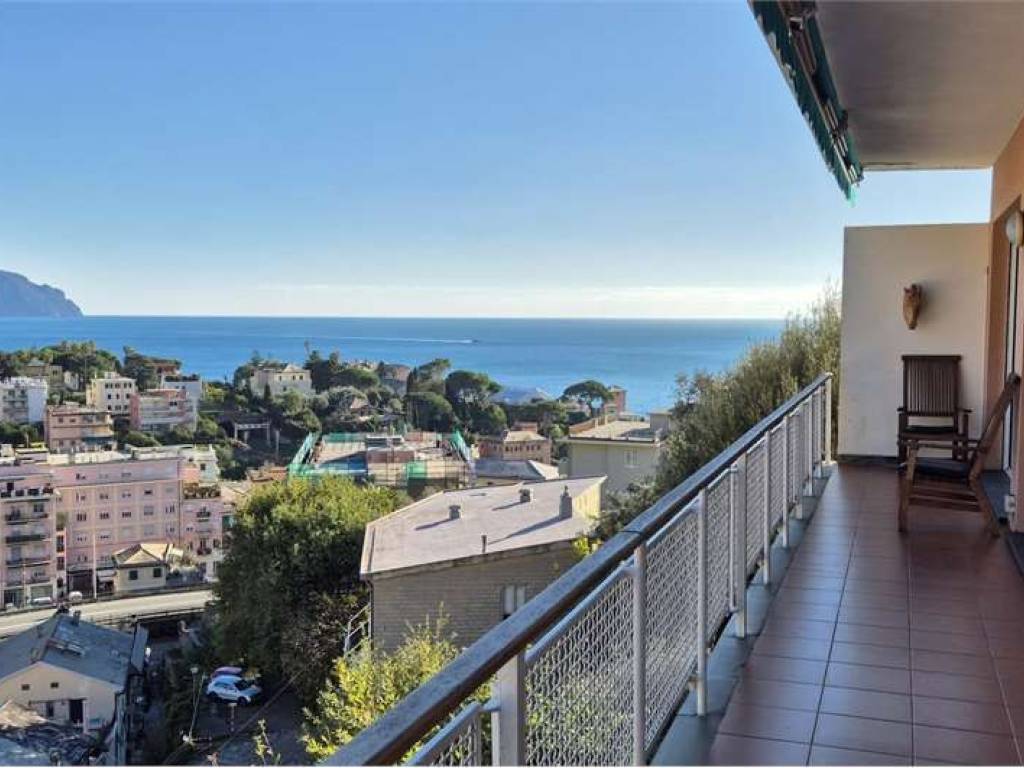 appartamento in vendita a Genova in zona Nervi