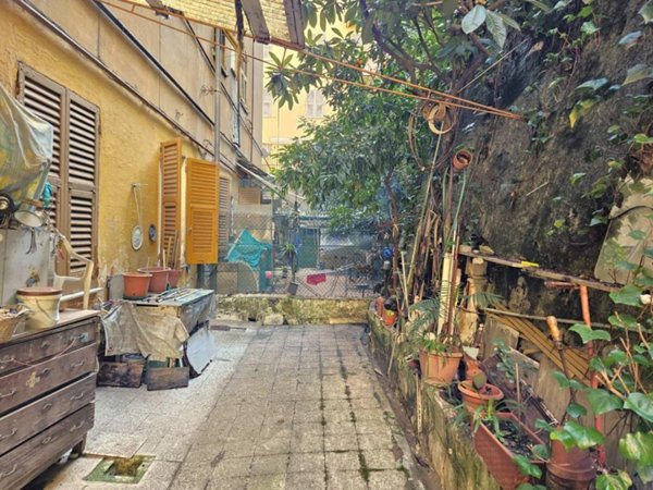 appartamento in vendita a Genova in zona Lagaccio / Granarolo