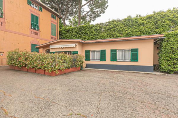 casa indipendente in vendita a Genova in zona Albaro