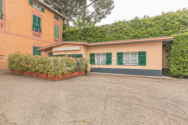 casa indipendente in vendita a Genova in zona Albaro