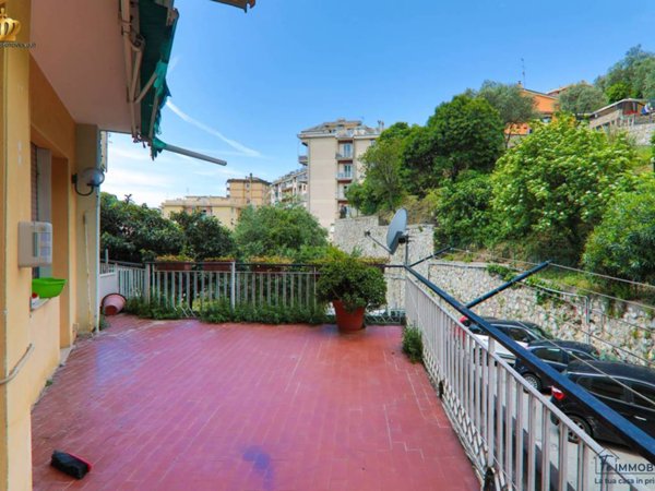 appartamento in vendita a Genova in zona Quezzi