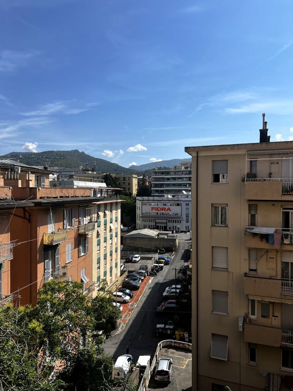 appartamento in vendita a Genova in zona San Martino