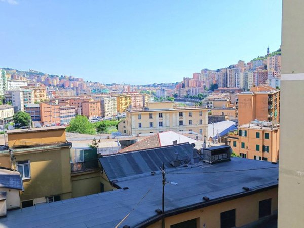 appartamento in vendita a Genova in zona Quezzi