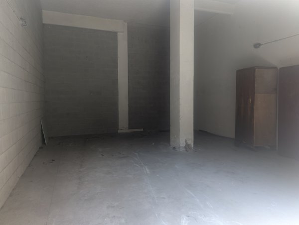 locale di sgombero in vendita a Genova in zona Pontedecimo