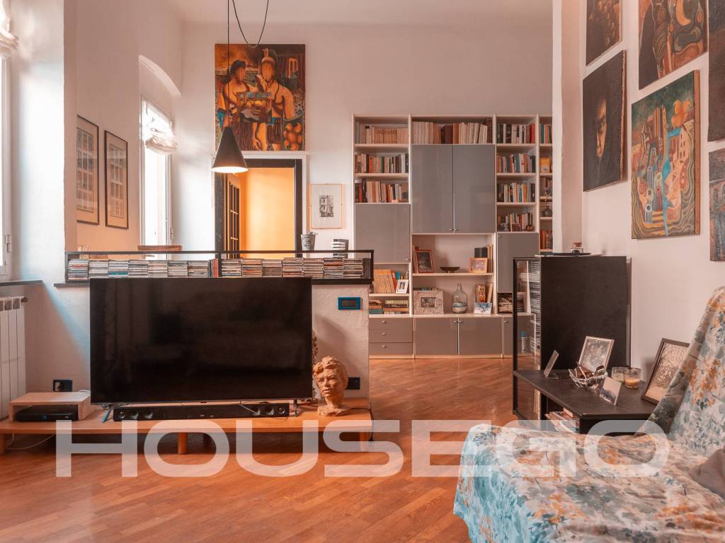 appartamento in vendita a Genova in zona Oregina