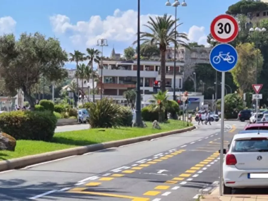 appartamento in vendita a Genova in zona Albaro