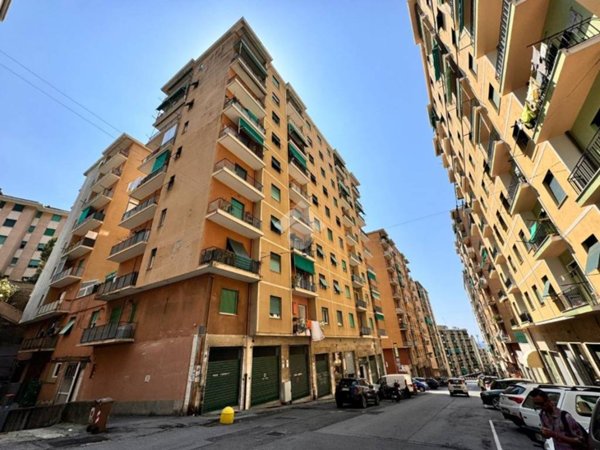 quadrivano in vendita a Genova in zona Cornigliano