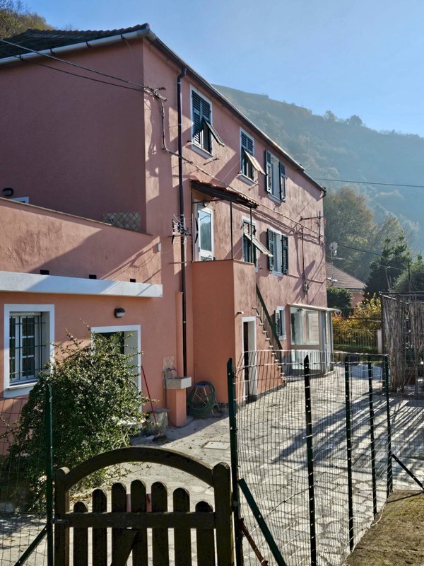 appartamento in vendita a Genova in zona Lagaccio / Granarolo