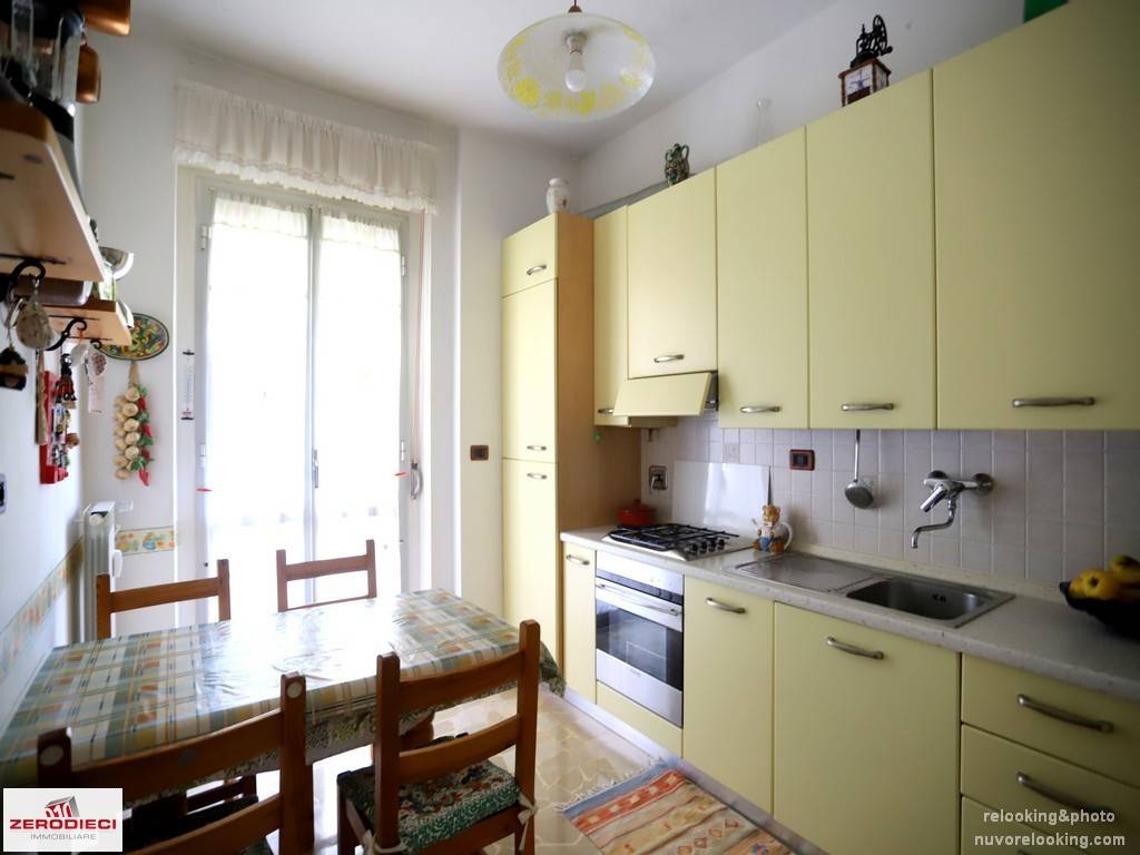 appartamento in vendita a Genova in zona Marassi