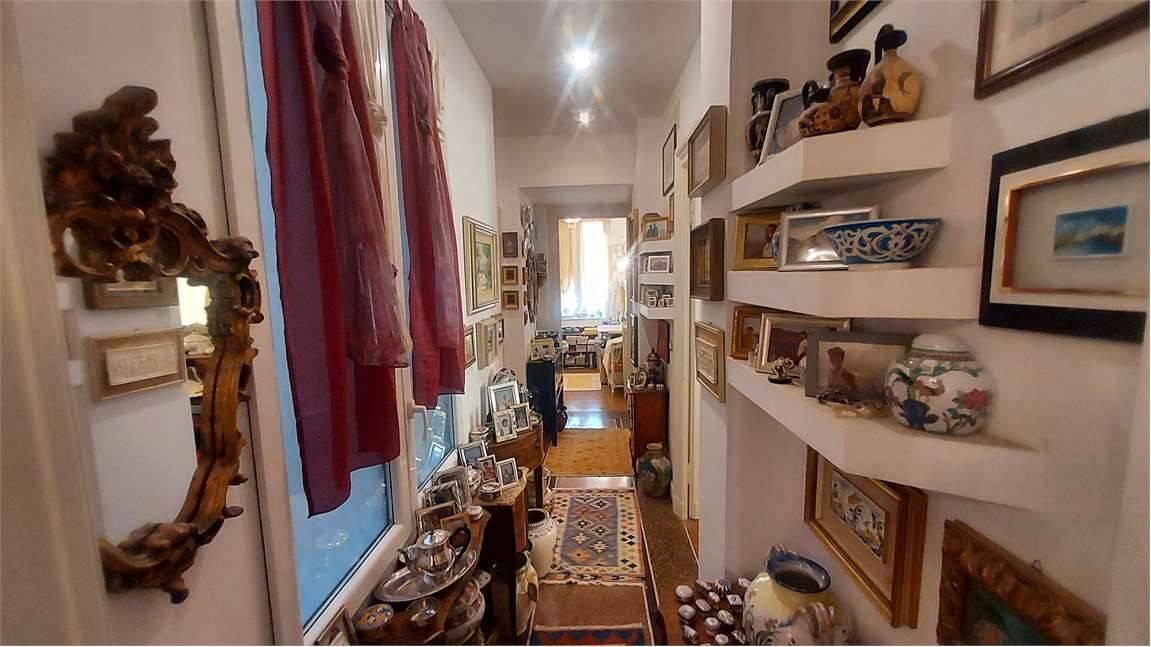 appartamento in vendita a Genova in zona Albaro
