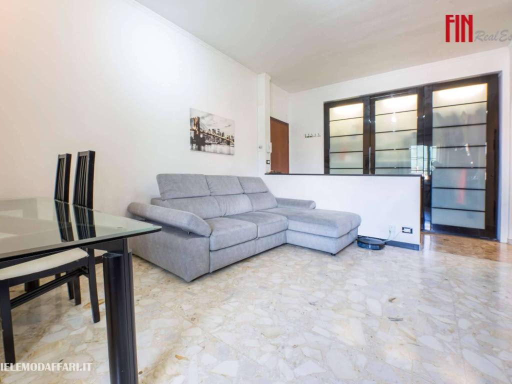 appartamento in vendita a Genova in zona Bavari