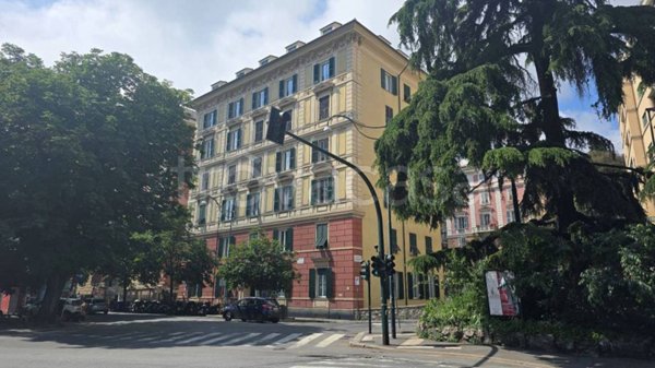 appartamento in vendita a Genova in zona Castelletto