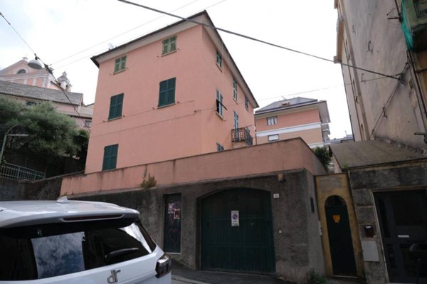 casa indipendente in vendita a Genova in zona Multedo