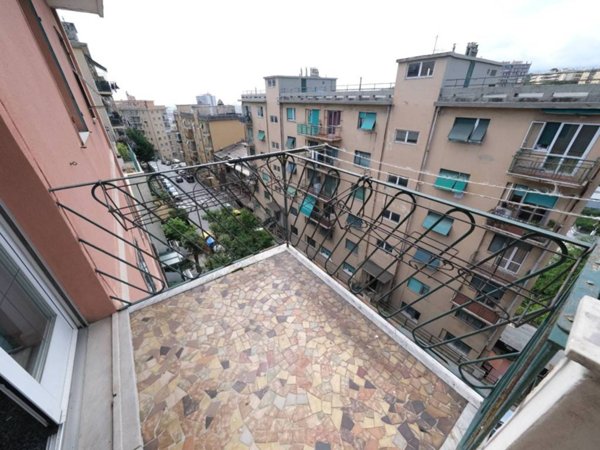 appartamento in vendita a Genova in zona San Benigno