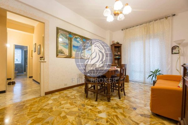 appartamento in vendita a Genova in zona Marassi