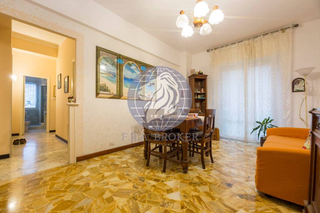 appartamento in vendita a Genova in zona Marassi