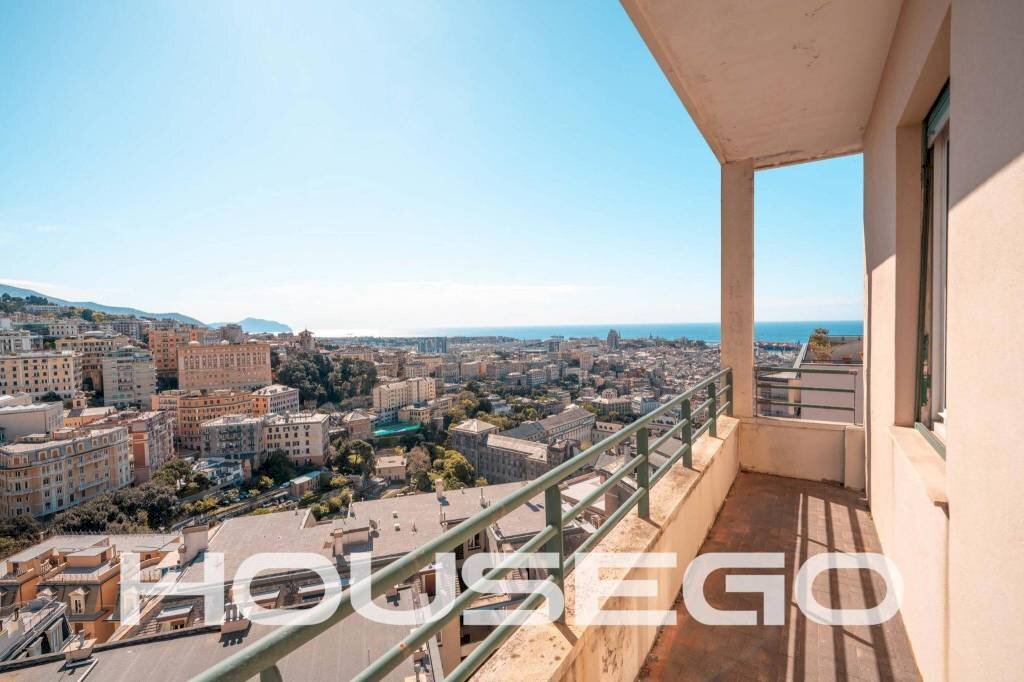 appartamento in vendita a Genova in zona Castelletto