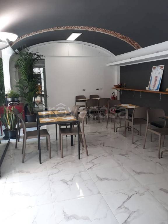 negozio in vendita a Genova in zona Sestri Ponente
