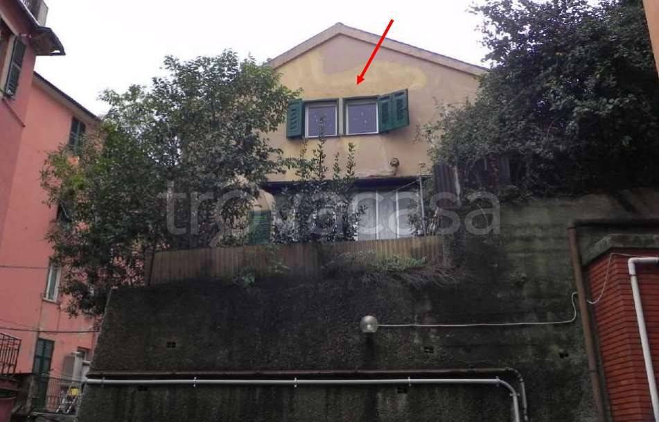 appartamento in vendita a Genova in zona Marassi