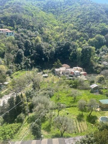 appartamento in vendita a Genova in zona Apparizione