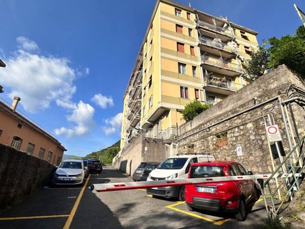appartamento in vendita a Genova in zona San Gottardo/Sant'Eusebio