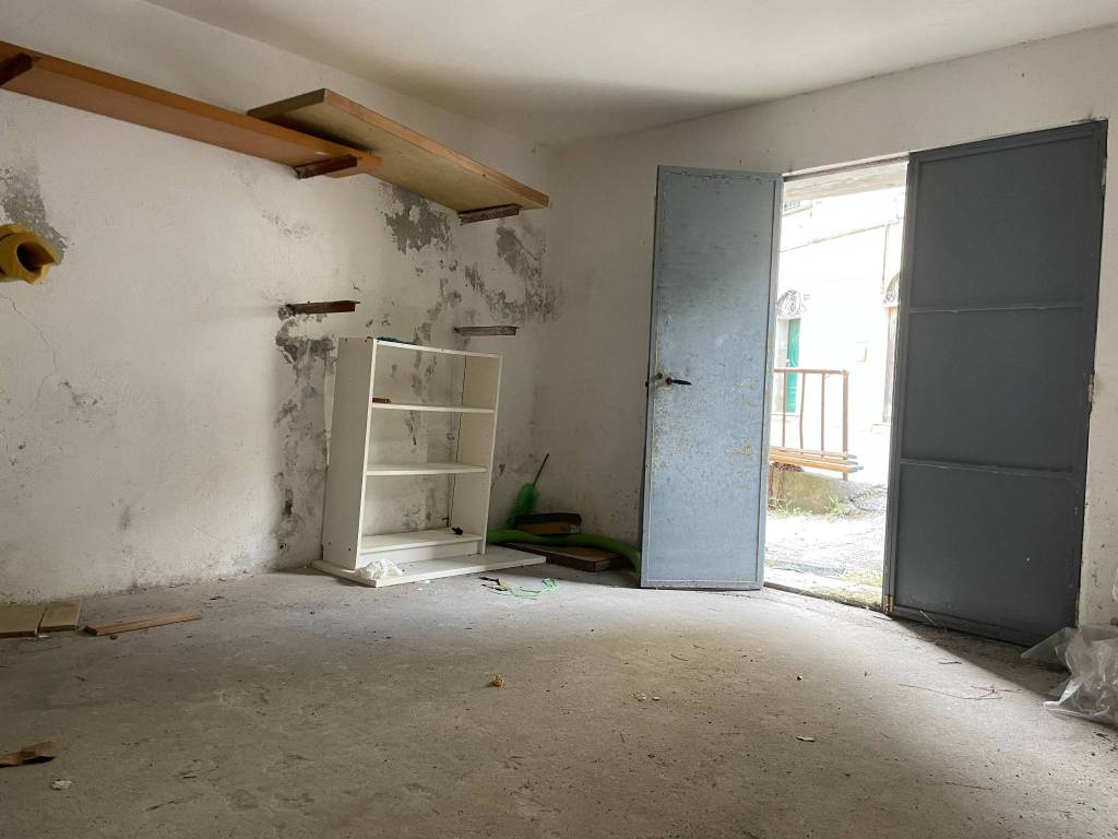 appartamento in vendita a Genova in zona Pegli