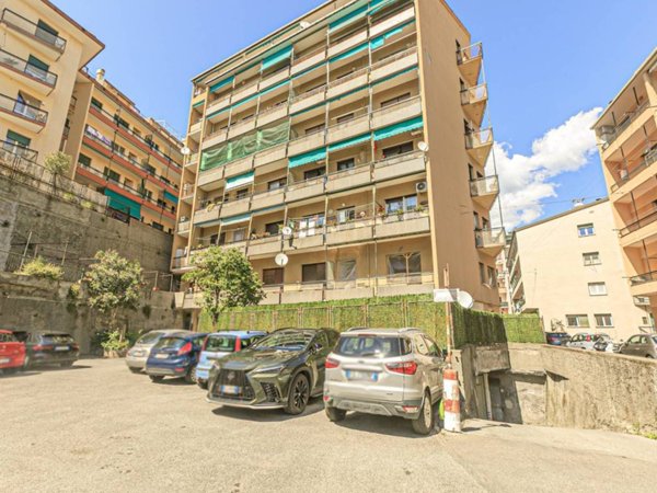 appartamento in vendita a Genova in zona Marassi