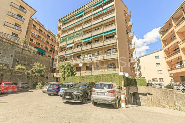 appartamento in vendita a Genova in zona Marassi