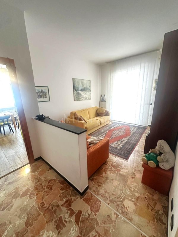 casa indipendente in vendita a Genova in zona Marassi