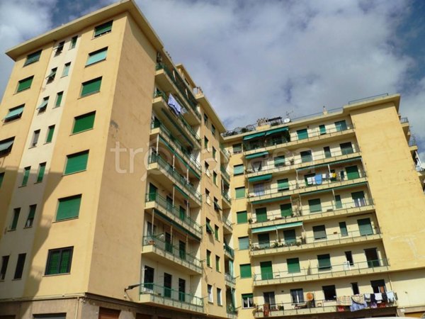 appartamento in vendita a Genova in zona Voltri