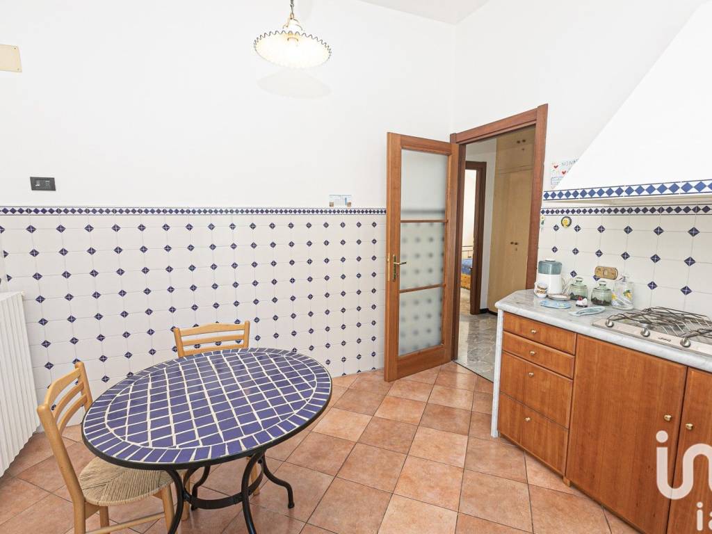 appartamento in vendita a Genova in zona Molassana