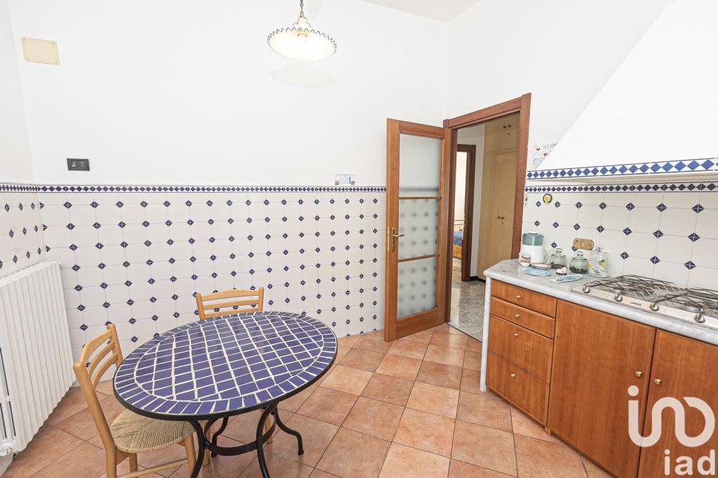 appartamento in vendita a Genova in zona Molassana
