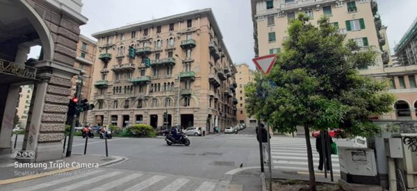 appartamento in vendita a Genova in zona Sampierdarena