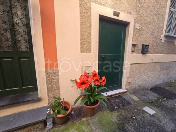 appartamento in vendita a Genova in zona Sestri Ponente