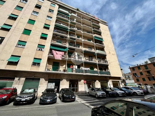 appartamento in vendita a Genova in zona Sestri Ponente