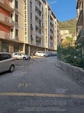 appartamento in vendita a Genova in zona Quinto al Mare