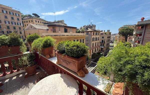 appartamento in vendita a Genova in zona Centro Storico