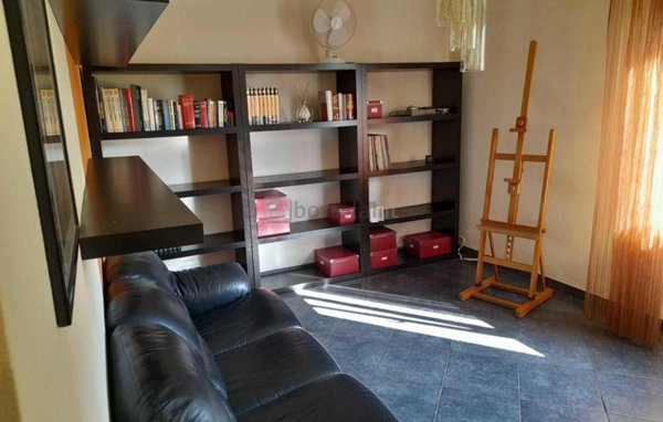 appartamento in vendita a Genova in zona Molassana