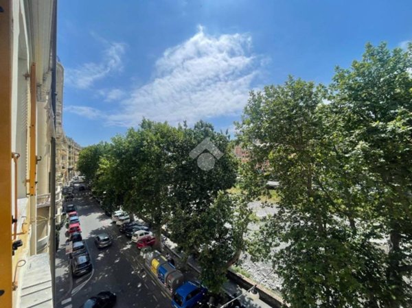 appartamento in vendita a Genova in zona Marassi