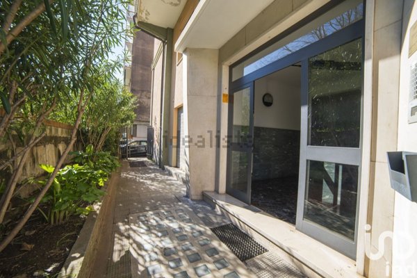 appartamento in vendita a Genova in zona Rivarolo