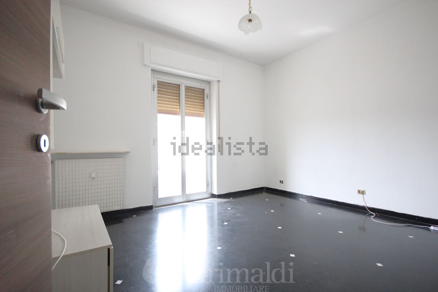 appartamento in vendita a Genova in zona Rivarolo