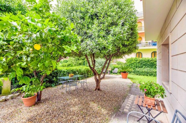 appartamento in vendita a Genova in zona Albaro
