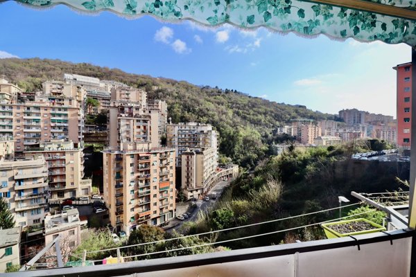 appartamento in vendita a Genova in zona Marassi
