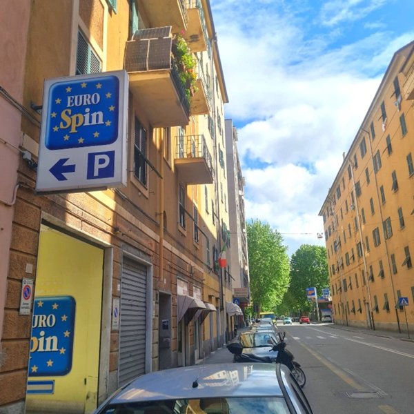 appartamento in vendita a Genova in zona San Benigno