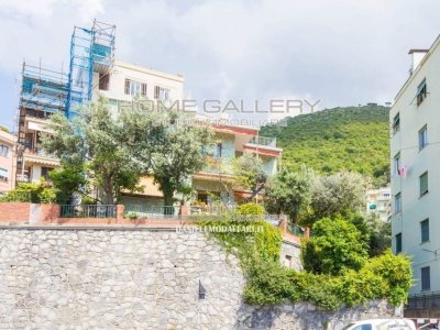 casa indipendente in vendita a Genova in zona Albaro